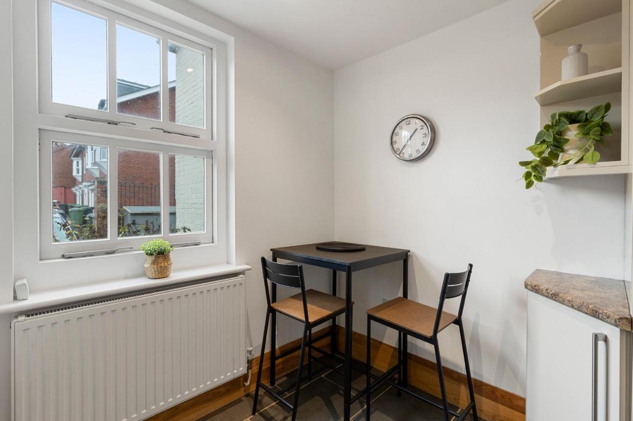 The Old Cooperage By Staytor Accommodation Exeter Eksteriør bilde